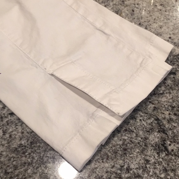 Cambio Chic Pocketed Ankle Pants in Soft White, Size 2 - Picture 4 of 6